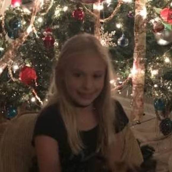 Meet your Posher, Shirley - Picture 1 of 1